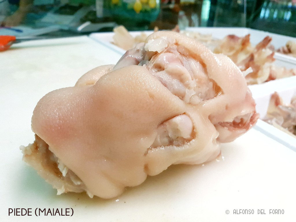 pere-musso-piede-maiale